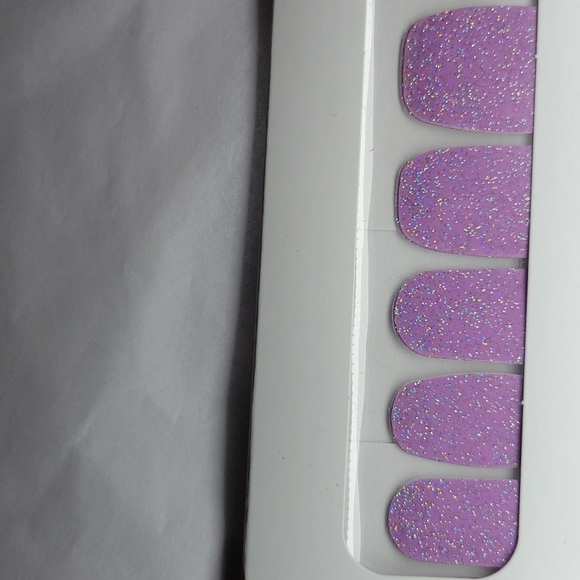 Color Street Glamsterdam - Picture 3 of 4